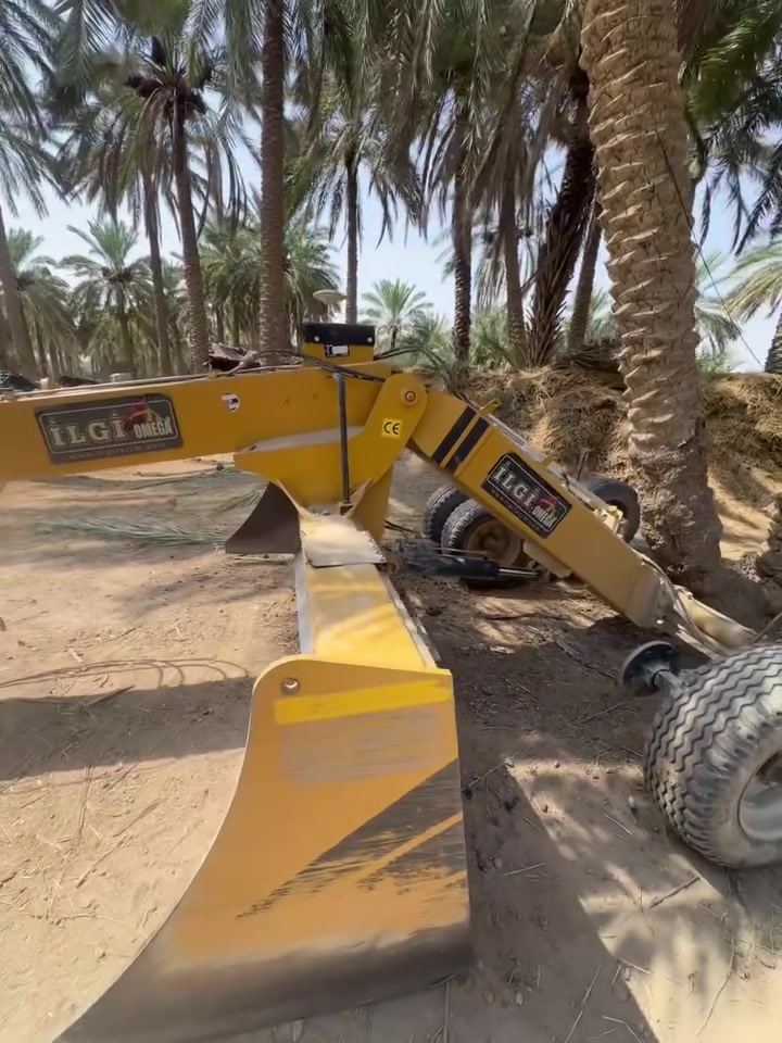 ليزر ال جي  للبيع حجم ٣ متر مكفول من كلشي مكان الحله للاستفسار ***********  ملاحضه بدون جهاز
