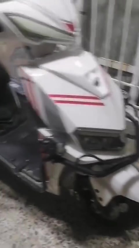 دراجه شحن للبيع الدراجه نضيفه تخبل مصار شهرين
من ماخذها مكان بغداد جديده سعرها ٦٠٠
***********
