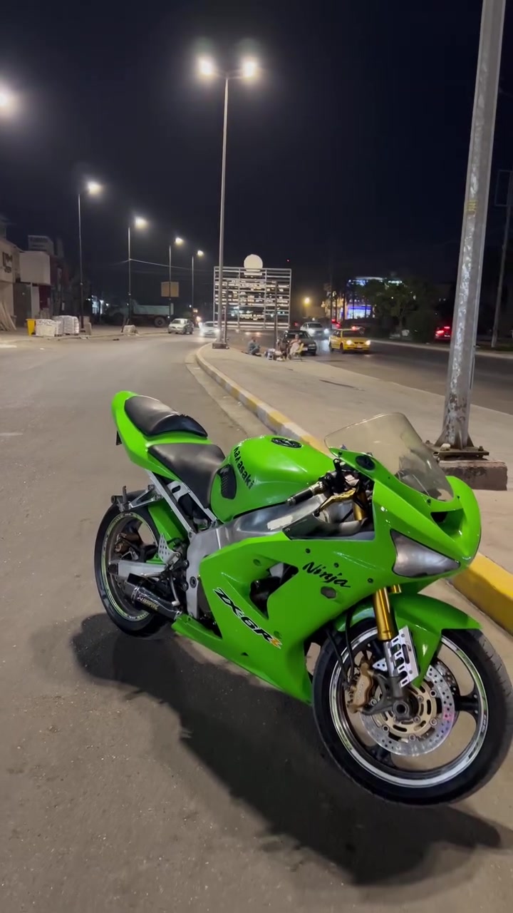 مرحبا شباب دراجة بيهه جكجكة بل محرك لتكلي شبيهه مابيه ماعرف ابيعهه على حطتهه خابرني او راسنلي نطيني سعرك فادني اكلك شايف خيرهه 0786038490
بغداد الغزالية
