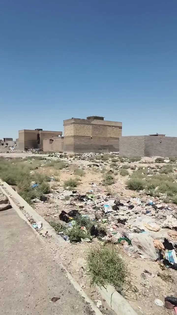 سلام عليكم
قطعتين ارض للبيع
مساحه ٣٣٥  الواجهة ١٦ والنزال ٢١ 
العنوان شارع رضا عويد قرب المؤسسة 
للأستفسار
***********
