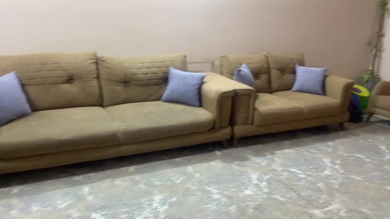 كنب • للبيع