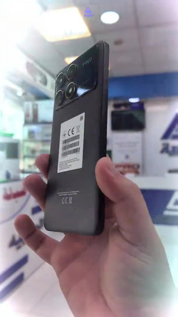 🔥 ما هي أبرز الفروقات بين POCO F6 Pro و POCO F7 Pro؟ 🔥 هاتفان من أقوى أجهزة POCO للأداء العالي 🚀 في هذا الفيديو راح نستعرض لكم مقارنة كاملة بين الجهازين، ونوضح أهم الفروقات من حيث المعالج، الشاشة، البطارية، الكاميرا، والأداء مع ذكر السعر في نهاية المقطع. إذا كنت محتار أي جهاز تختار… هذا الفيديو راح يساعدك تعرف الخيار الأنسب لك ✅ 📍 شركة كلمات العربية للهواتف النقالة العنوان: النجف الأشرف - شارع غدير فرات مقابل كلية الإدارة والاقتصاد 🚚 يتوفر توصيل إلى كافة المحافظات العراقية للحجز والاستفسار: 📞 قسم المبيعات: جملة: *********** مفرد: *********** اكسسوارات: *********** صيانة: ***********
