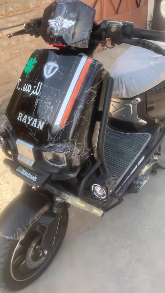 ماطور وحش كون للبيع ماطور فول نضافه بعدو بكلين الشركه خط مال تاير بعد لزاق مال درع بي وصل كامل تايرات جدد ماطور كلو جديد سرعه حقيقي 80 سعر مليون و 200 وبي مجال حك جيتك مكاني موضل حي بكر ***********
