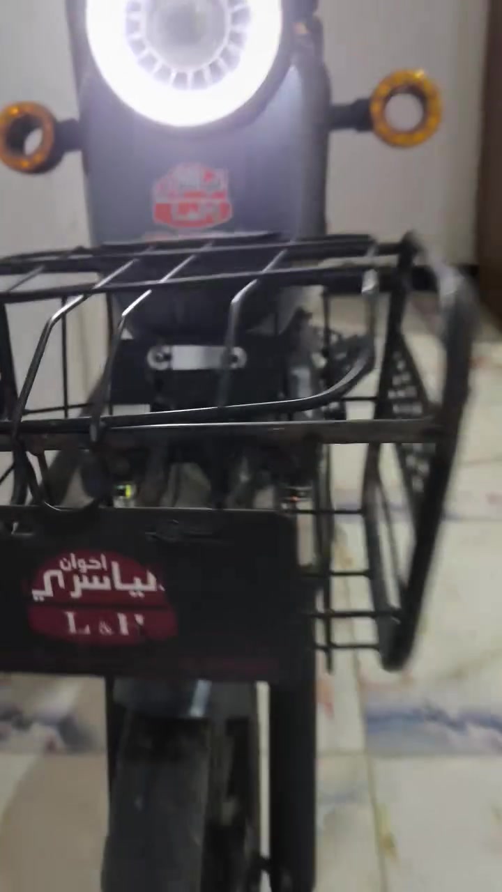 السلام عليكم ورحمه دراجه البيع شحن سعر 195وبيها مجال الشراي العنوان قلعه سكر الرقم التواصل ***********
