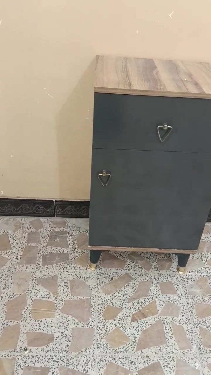 كومدي تركي نضيف لوك صبغ حراري اصلي السعر 30وبيه مجال اتصل على الرقم //***********//***********//مكان فلوجه
