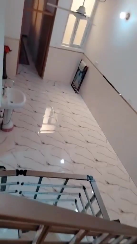 دار للبيع نظيف جدا (زراعي )مساحة ١٠٠ متر
5×20  البيت جاهز ومرتب مابي اي نقص
العنوان /سكينه شارع المكاتب قرب روضة اليقين 
 الاستفسار ع الرقم 👇
***********
