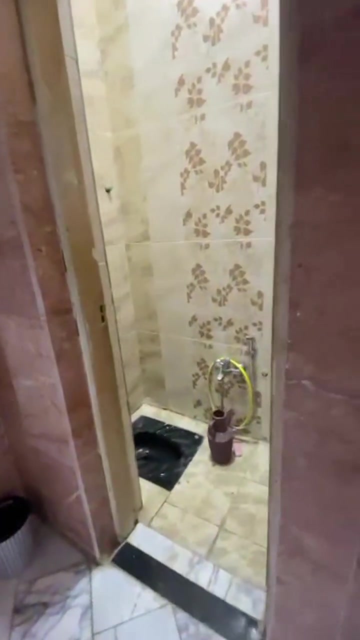 🏠دار للإيجار مؤثث مساحه ٢٠٠م طابق واحد يحتوي على غرفتين وكليدور وصاله ومطبخ ومجمع صحيات وكراج سياره وحديقة 

⁦^⁠_⁠_⁠_⁠_⁠_⁠_⁠_⁠_⁠_⁠^⁩⁦(⁠◍⁠•⁠ᴗ⁠•⁠◍⁠)⁩⁦(⁠◍⁠•⁠ᴗ⁠•⁠◍⁠)⁩⁦^⁠_⁠_⁠_⁠_⁠_⁠_⁠_⁠_⁠_⁠^⁩

🌎 الموقع حي الصحه قريب جدا من شارع الكورنيش 

⁦^⁠_⁠_⁠_⁠_⁠_⁠_⁠_⁠_⁠_⁠^⁩⁦(⁠◍⁠•⁠ᴗ⁠•⁠◍⁠)⁩⁦(⁠◍⁠•⁠ᴗ⁠•⁠◍⁠)⁩⁦^⁠_⁠_⁠_⁠_⁠_⁠_⁠_⁠_⁠_⁠^⁩

💸💰 قيمة الإيجار 600

 

         ((مكتب عقارات الشمس مقابل المستشفى التركي))                         
                     
           📠 للاستفسار الاتصال او مراسله واتساب فقط

                           ***********📞

                          ***********📞
