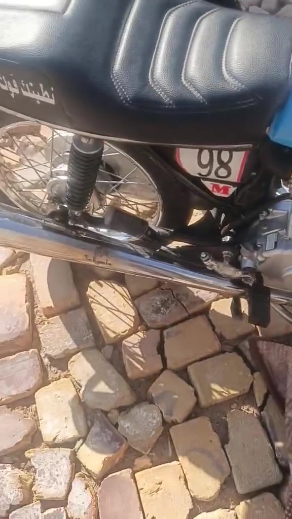 دراجه نامه للبيع كلك مكينه شاصي مكفول ***********
