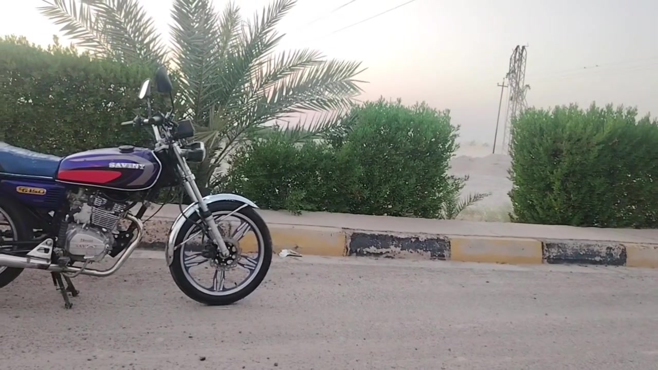 سلام عليكم دراجه البيع موديل 2021محرك بلادي ما ممدود صبـانه عليه دراجه كلشي شغال بيه صلف هندر محرك ناعم ما تسمع صوته اله السعر 575بي مجال 
رقمي.  ***********
