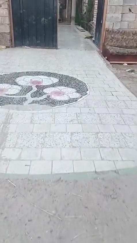 الدار للبيع مساحه ٥٥٠ سند ١١٧ الخدمات كامله ماء مجاري تبليط كهرباء ثري فيز صوندات ماء ثنين كل وحدة من ابي العنوان بغداد بوب الشام منطقة ابو عليان السعر ٨٧ وبيه مجال قليل حك الجيه للاستفسار الاتصال ***********
