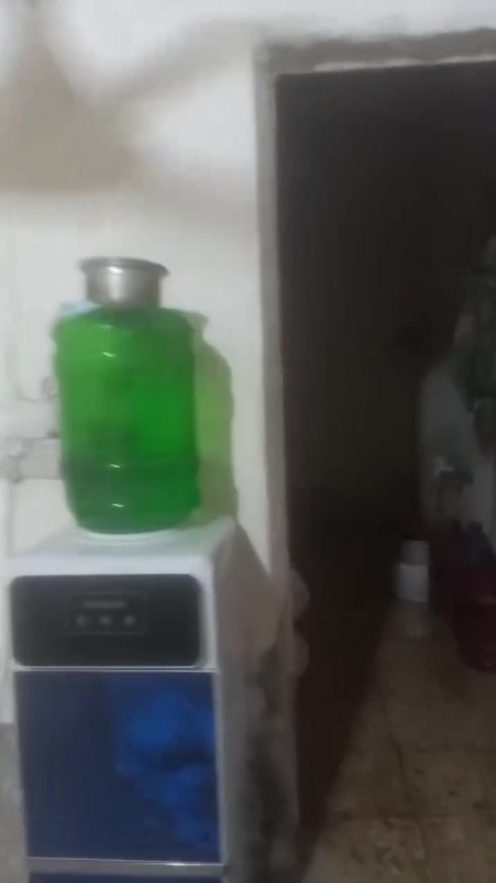 بيت تجاوز للبيع منطقة مرتبه حي العامل قرب المول ***********
