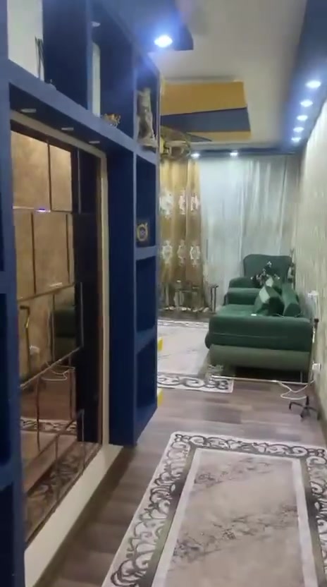 شقه للبيع مساحه 100 مؤثثه بالكامل مصرّف الرافدين فرع الفردوس واصل فوك 63 مليون  مطلوبه فقط شهر واحد مصفره الخدمات تنباع كاش القسط الشهري 435 ألف الشقه نظيفه اثاث فول 3 سبالت مطبخ وغرف نوم وديكور السعر 117 قابله للتفاوض ( بسيط ) الطابق الثالث 3  رقم الهاتف *********** واتساب
