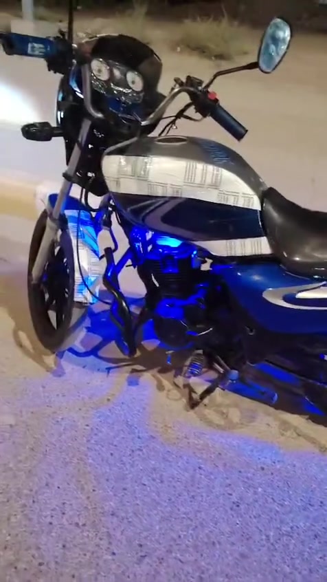 سايم للبيع موديل 17
كهربائياًت شغاله صلف + هندر 
نظافه ميحتاج اشرح..السعر 570بي مجال الطيبين 🤍
محرك ناعم وحلوو🤍
***********☎️
