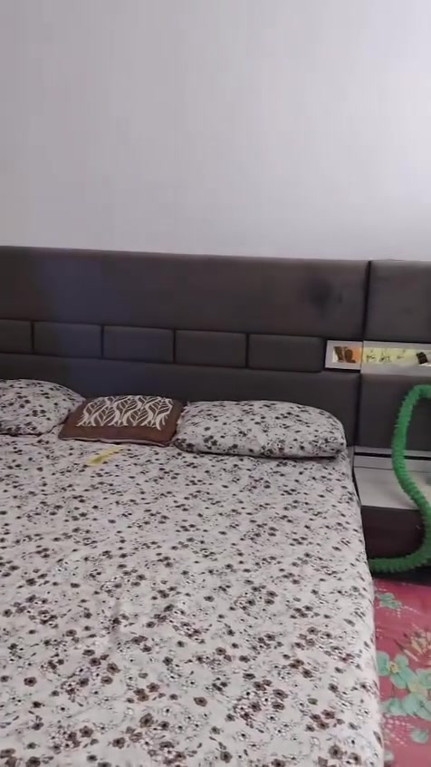 غرفه جديده للبيع وبسعر مناسب
هاذه الرقم ***********
