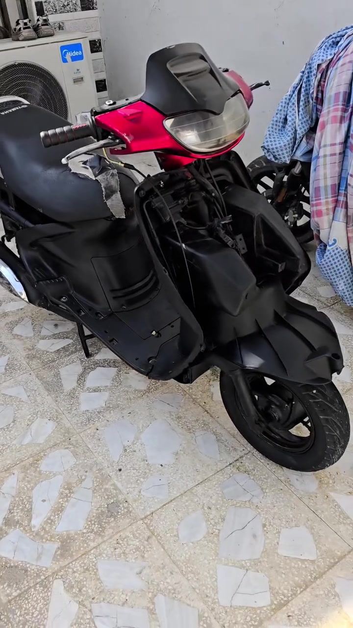 فراشه لبيع السعر ٣٠٠ مفتوحه بس نظيفه ***********
