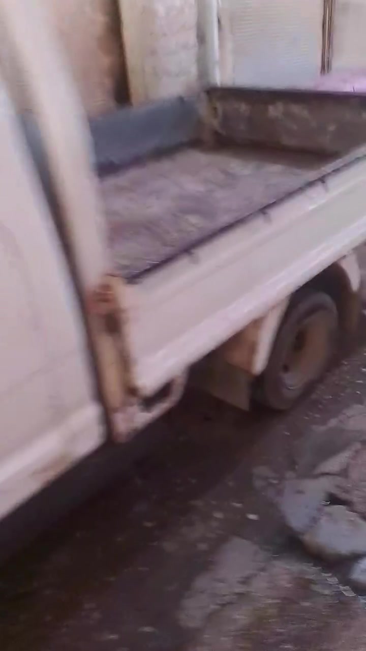 سلام عليكم للبيع كيا دبل قماره
رقم بابل نكليزي 
 مكانها بابل المسيب سده الهنديه 
***********
