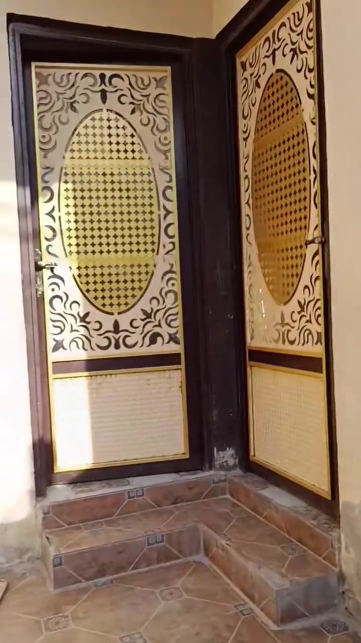 🏙️ دار للبيع 🏙️
السعر مناسب 60 وبي مجال بسيط 
👈 مساحه 110 متر 
👈 حي الانتصار شارع 30 قرب اسواق حسام 
👈 الدار متكون من غرفه نوم وهول ومطبخ واستقبال وصحيات
👈 سند طابو الزهور شرط التحويل
للتوصل والاستفسار
***********
***********
