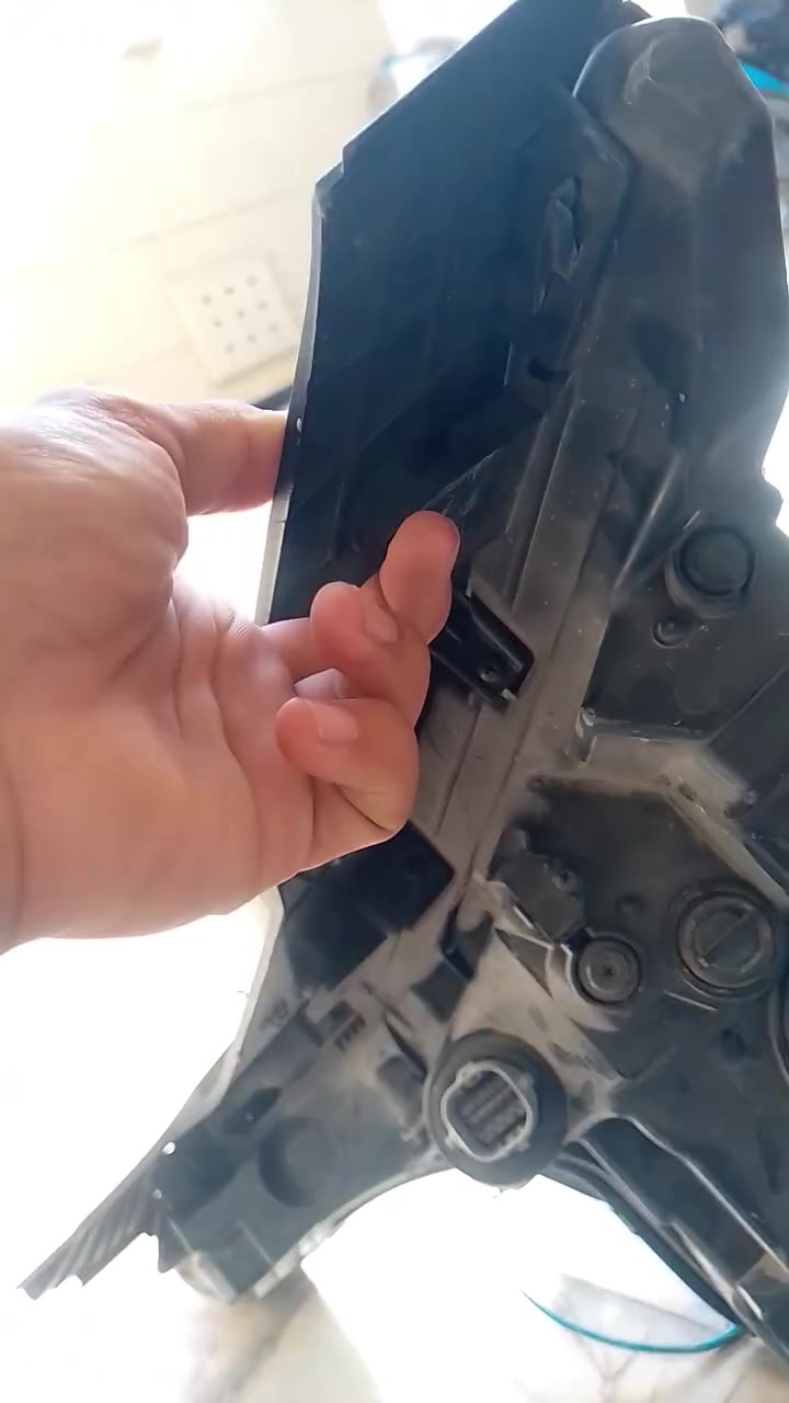السلام عليكم للبيع مال سياره موديل 24 توسان امريكي ***********
