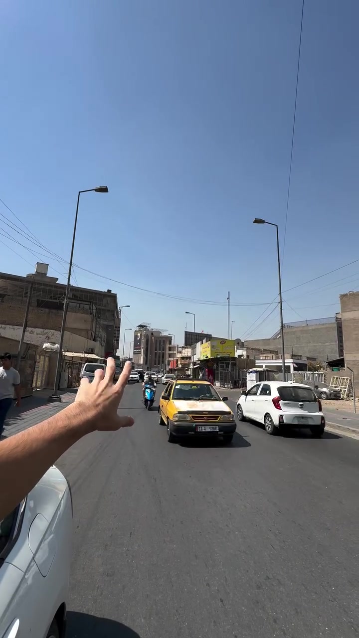 بنايه تجاريه للايجار تحتوي على 3 طوابق فارغه تصلح عيادات ومختبرات نضام قاعات مفتوحه تحتوي على مصعد وخدمات للاستفسار 
***********
***********

