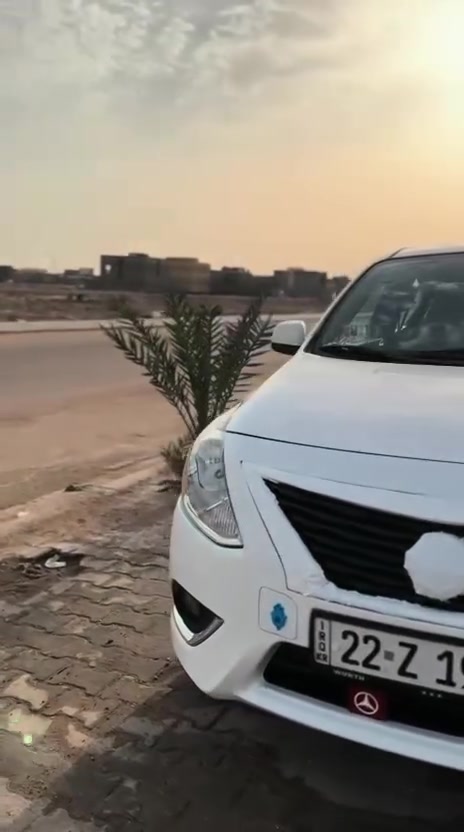 سلام عليكم نيسان سني هندي 2025 بليته زركه سياره جديد ماشيه 19الف سياره من معرض انوار البصره  السياره بيه طخات باب الصدر  مدوشمه ارضيه مكان سياره ابو الخصيب حي العسكري سعر ١٢٨ وبيه مجال مكلف بنشر رقم راعيه***********
