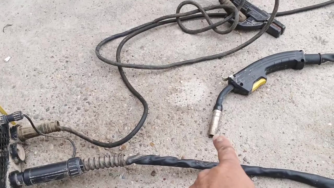 الحسينية مال راشدية • بيع مستعجل • مكينة لحيم