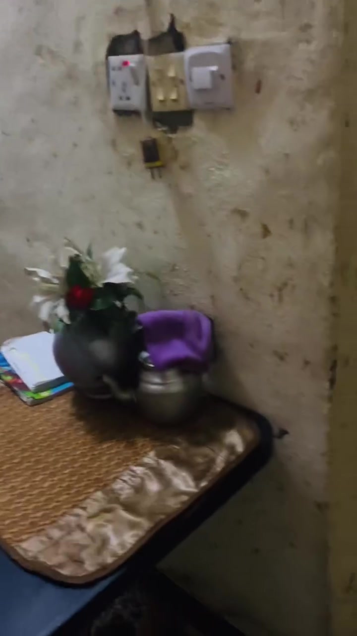 السلام عليكم بيت للبيع 130 متر طابو زراعي سند 25 في الزعفرانيه شارع الجواهري البيت نضيف ومرتب الله يشهد يحتوي على غرفتين وصاله ومطبخ وملحقات 
السعر 60 
مقدمه 40 وكل شهر 500 
ويرهم نقد كذلك
للاستفسار 
***********
