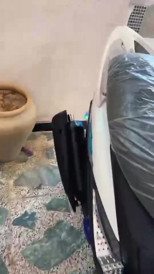 ماكس عدلة للبيع *********** واتساب
