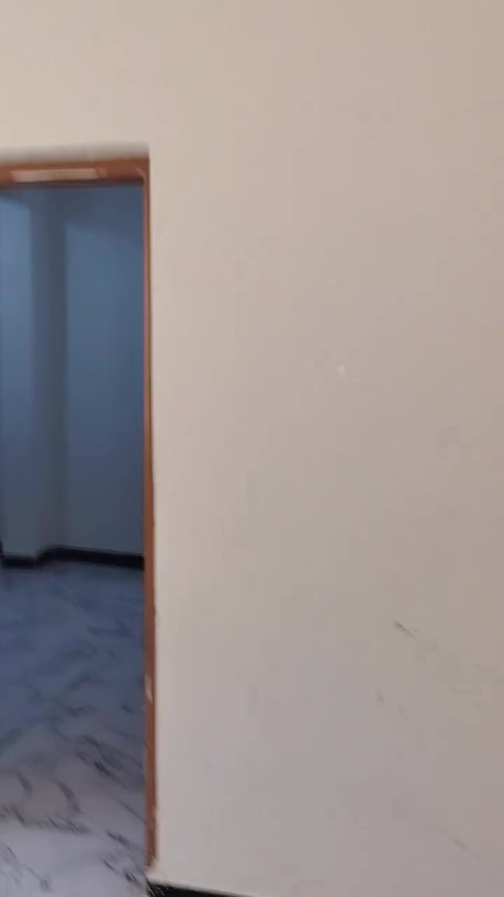 تحيه طيبه لمتابيعنا الكرام 💠
متوفر شقق للايجار نظيفه كلش
السوك الفوكاني شارع مطعم رافد القديم
غرف٢ 
صالة 
مطبخ 
صحيات 
ايجار شهري ٢٢٥
للاستفسار مراجعه مكتب ابو سلام للعقارات سماوه حي الصدر قرب فلكه ساعه مقابيل مطعم دجله 
اتصال *********** 
واتساب ***********
