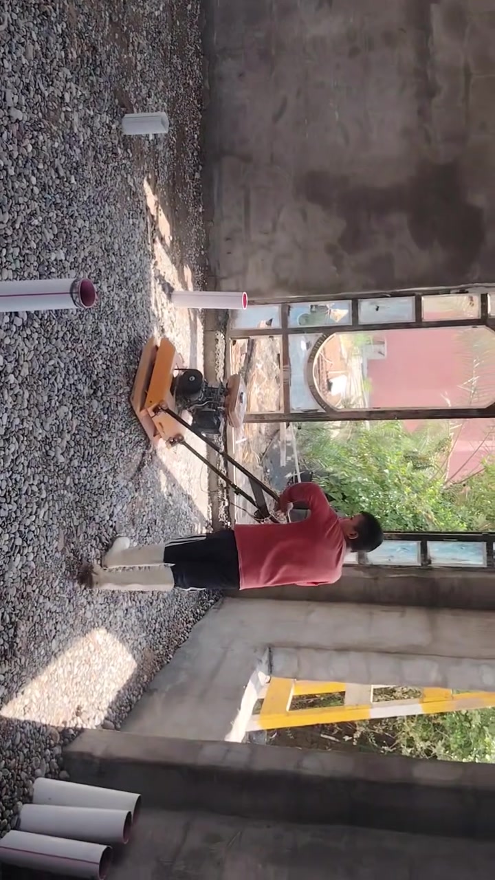 السلام عليكم كادر تعديل تراب وفرش حجر وصب وتسليح حديد وحدل وبناء ونجاره تأسيس مجاري ***********
