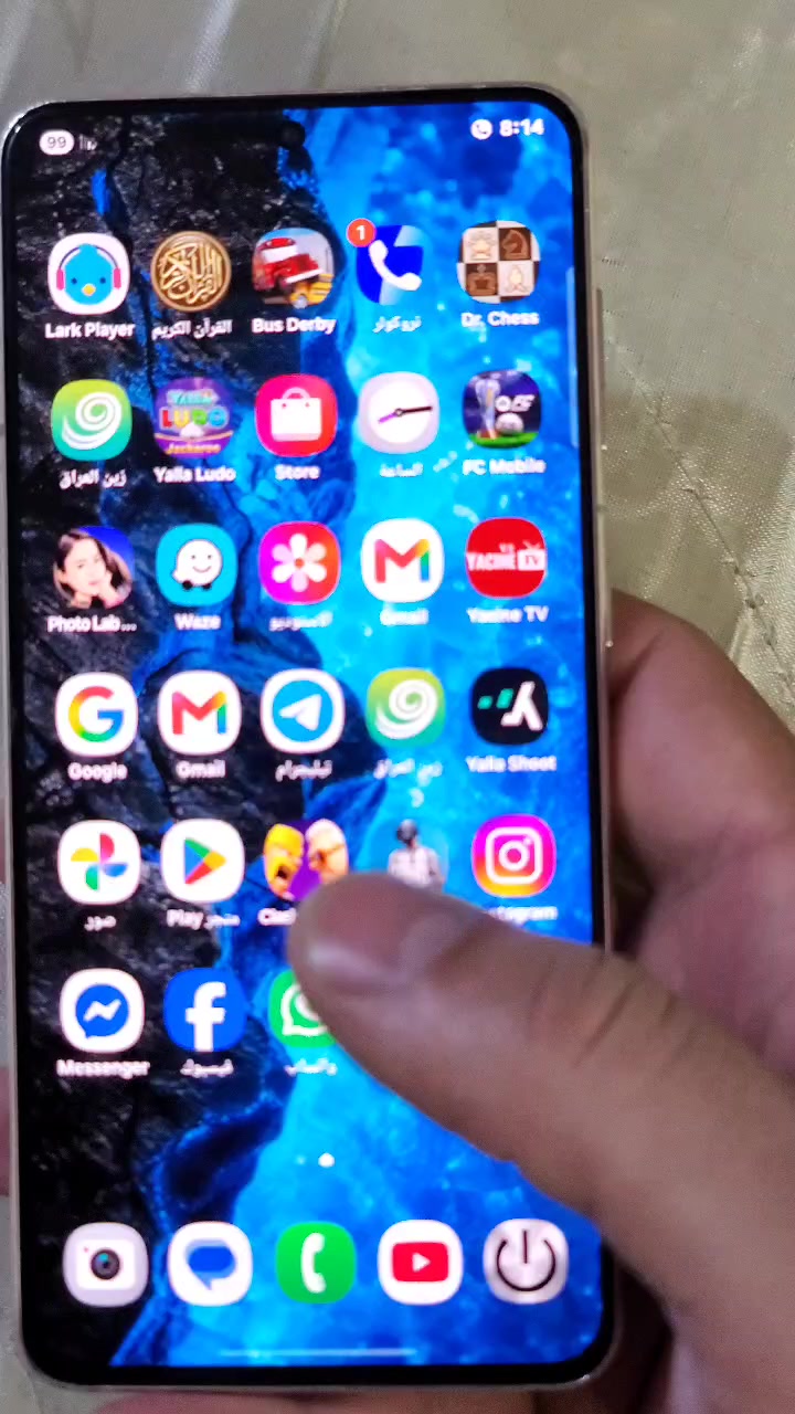 سامسونج  اس 21 5g /ذاكره 256/بطاريه 4000/شاشة/120/بوبجي/90فريم/سعر/250
وين مكانك بالضبط للاستلام؟ وبغداد لو محافظة ثانية، وتقبل تسليم يد بيد لو شحن؟: 
بغداد كاظميه
الجهاز بيه أي خدوش، كسر، تبديل شاشة أو صيانة سابقة؟: 
مداخل صيانه
البطارية شكد وضعها الفعلي هسه؟ وهل كلشي شغال طبيعي: الشاشة، البصمة، الكاميرات، السبيكر، والمايك؟: 
كلشي طبيعي
سعر 250 نهائي لو بيه مجال للمفاصلة؟ وإذا أكو ملحقات ويا الجهاز مثل الشاحن أو الكارتون خبرني.: 
ما ويا اي ملحقات