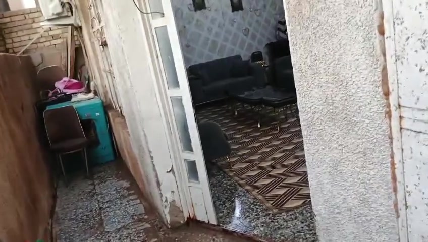 📢 🪧 بيت 100 م للبيع كميره الجزيره السياحيه شارع ابو كفه مقابل فرع انمار اسواق المائده
بناء طابوق طابو زراعي 
محتويات البيت،، غرفتين وهول ومطبخ وخدمات
للاستفسار الاتصال على الرقم ***********
