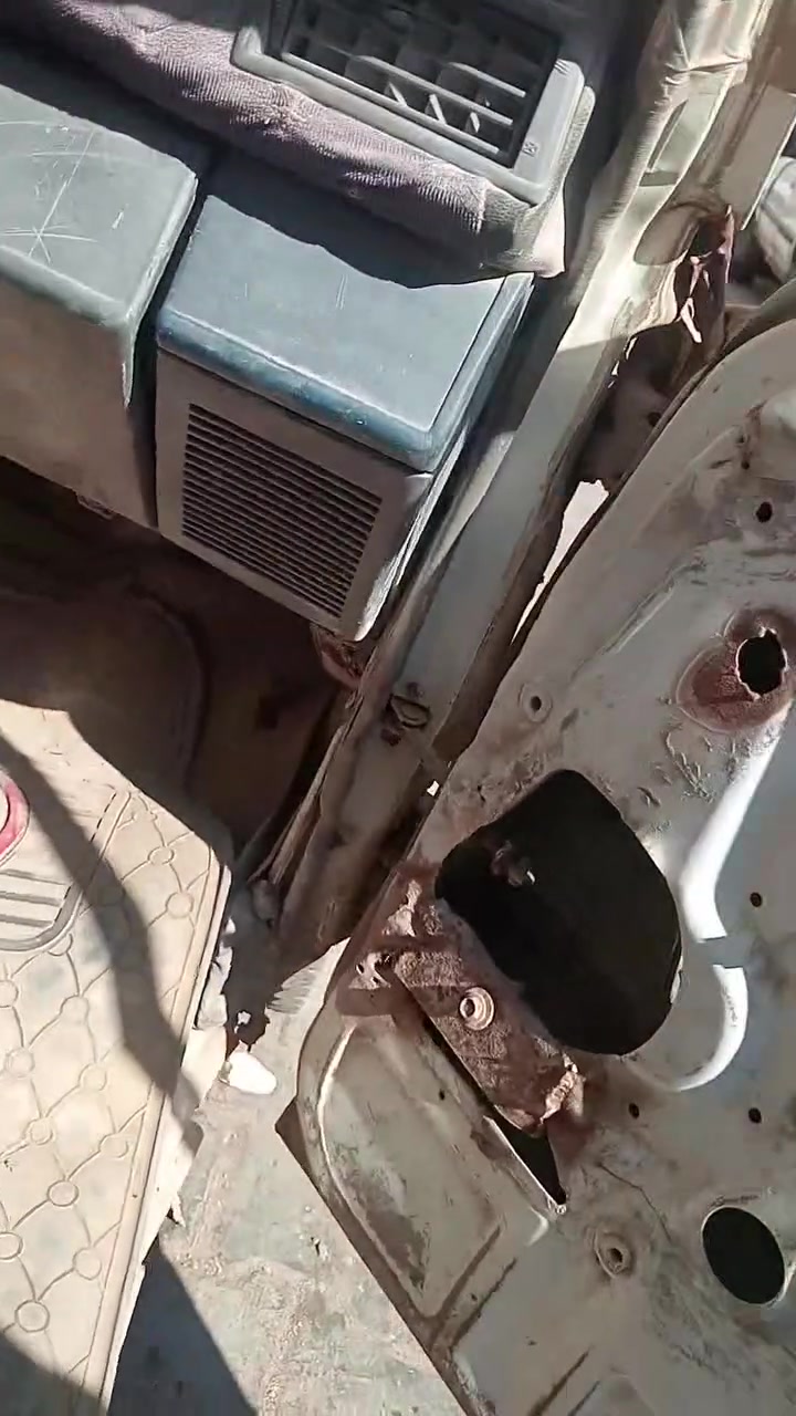 دشبول كامل مع كافة ملحقاته بغداد ساحة الطيران ابو ضياء***********
