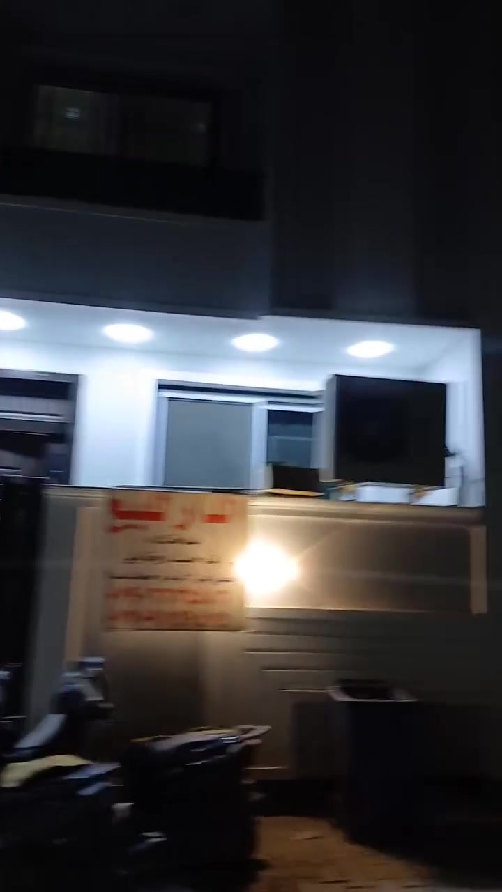 بيت للبيع مساحه  54متر ‏بناء حديث  يحتوي على طرمه وصاله و ٣ غرف نوم و2صحيات وسطح موقعه حي العدل قرب بانزين خانه اللولوه قرار محكمه زراعي سند 25 الاتصال ***********

بيت للبيع مساحه  54متر ‏بناء حديث  يحتوي على طرمه وصاله ومطبخ و ٣ غرف نوم و2صحيات وسطح موقعه حي العدل قرب بانزين خانه اللولوه قرار محكمه زراعي سند 25
