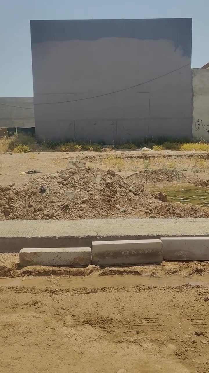 قطعه ارض للبيع المساحه 120 متر الواجهه 6 جمعيه غرفه تجاره خدمات ماي كهرباء السعر 37 للاستفسار  المعلومات*********** اسيا***********
