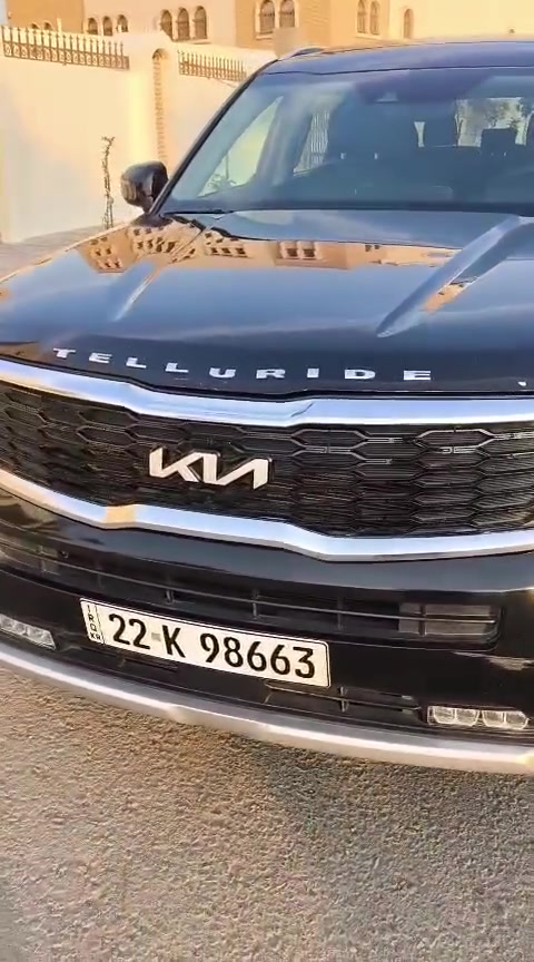 للبیع
كيا تيلورايد موديل 2022اسود  امريكي فول فول مواصفات 
 كاميرات برؤية 360 درجة
بها جملغ امامی نفسه مصلح وحافة البنيد صور الحادث مرفقة بالمنشور مع رقم الشاصي
بدون دواخل بدون ایی نواقص
سیارە كلش كلش جدید 

240$
 

            
                  
 1-  كيا تيلورايد  رقم اربيل 
2- محرك 6 سلندر 3800 
3-  ويل كب حجم 20 اسود  تاير بحالة ممتازة جدا 
4- عداد المسافة الحالي 58مايل
5 بصمة ابواب امامية  وبصمة تشغيل وتشغيل عن بعد
6- لايتات زينون عالي ناصي عدستين 
7-اشارة في المرايا الجانبية مع حساسات الاجتياز  المري شفط
8- مصابيح ترحيب في مقابض الابواب 
9 رادار امامي تفاعلي للتوقف التلقائي امامي خلفي
10-السيارة بانوراما فتحتين 
11-حساسات امامي خلفي 
12- كاميرات عدد 4 برؤية 360 درجة 
13-باب الجنطة كهربائي شفط 
14غرفة السيارة اسود 
14-تحكم كهربائي متكامل لقاعد المقدمة 
15 المقاعد الامامية تدفئة وتبريد كشن 
16-  
17-شاشة دشبول كبيرة لمجموعة من الايعازات والضبط
18-بردات اصلية للابواب الخلفية 
19-مقاعد وسطية تطوى كهربائيا ويدوية الفتح 
20- انارة ليزرية متعددة بمزيج هائل من الالوان لأنارة دواخل السيارة 
21-مرايا جانبية شفط كهرباء مع ذاكرة لكشن السائق
22- خاصية تحديد المسار والتنبيه عند الخروج من المسار 
23-المقعد الوسطي منفصل  VIP
24-تبريد السيارة 3 قطع 
25- تحكم ستيرن جهتين متعدد الايعازات 
26- وضعيات القيادة عدد 3 
27- تنبيه بالارتجاج في المقود
28_ الجام الامامي والخلفي كله اوتو  

وباقي المواصفات بالسيارة الغنية عن التعريف 
رقم أربيل 
السيارة موجودة بكربلاء المقدسة 

***********
