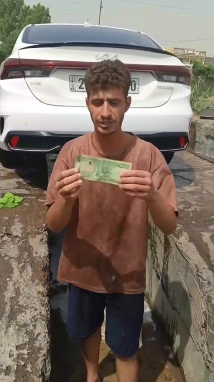 السلام عليكم حبايبي من رخصت مدير الكروب المحترم اخوكم حمودي السراي واحد مدائن شغل درجه اولى كراج الخوين حسن طماطه وعماد ابو كرم الدليمي بدارت حمودي السراي 🍋🧿✌🏻 ***********وستاب
