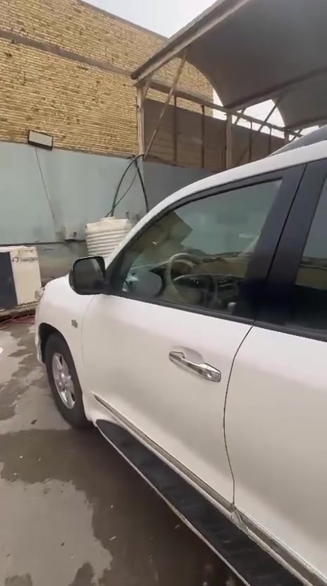 لاندكروزر VXR ستينيه
بيع او مراوس لاندكروزر او تاهو فقط
***********

المديل 2009 فول مواصفات مكفوله 
كير محرك جديد ٨ سلندر 
مشروع وطني بصره بسمي سياره
