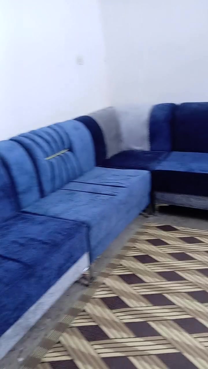 تخم. لبيع. 400مامستعمل. ***********
