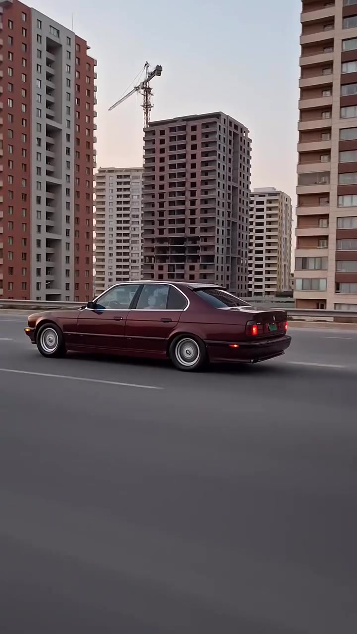 Bmw موديل ١٩٩١ مةكينه صقر دبل دجيتل5.22 پانك كارةباي شغل گير وةكينه بةشرت مةدةين بةشةرت هةمووشتي  بةشرت ناو داخيل بةشرت  سعر ٤٣ كةمك مجال ئارم پلس تيك هةولير
***********
