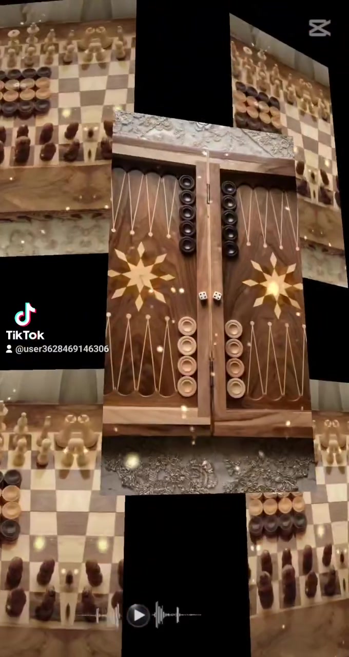 طاولي وشطرنج نحت من الجوانب اصلي ثقيل ومناسب انتيكة ***********
