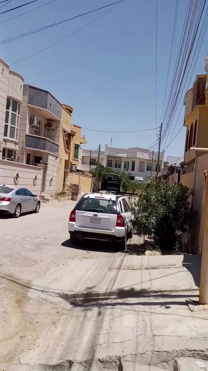سلام عليكم اخوان عندي مشتمل شارع فاكره قريب عل كورنيش حوز نظيف جدا ايجار وهذا رقمي للتواصل ***********
