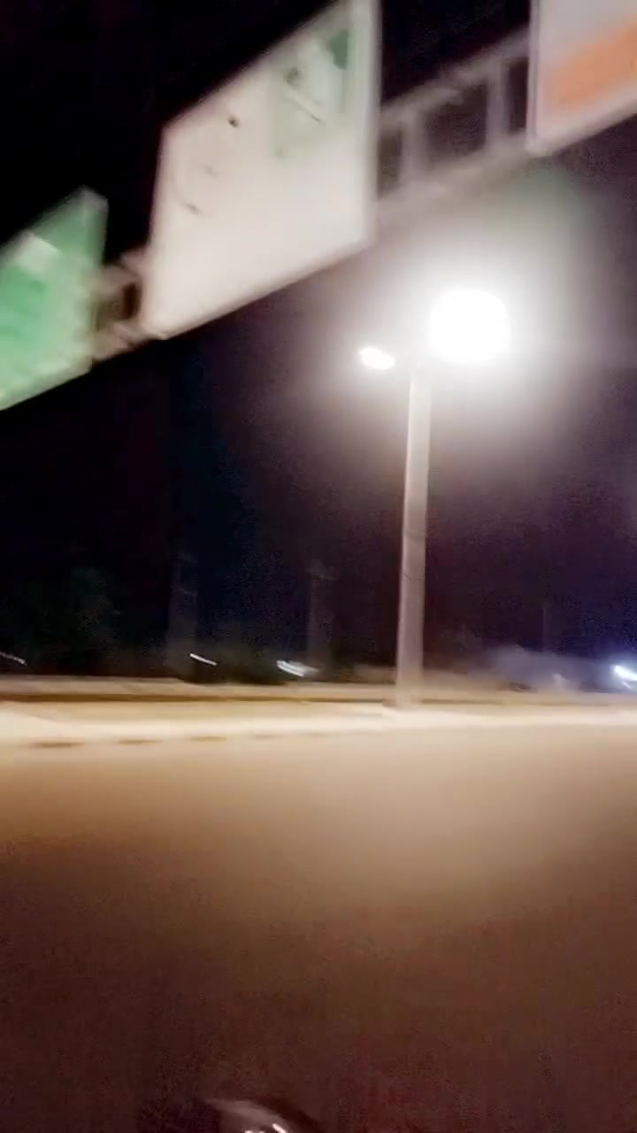 سلام عليكم للبيع خلدون موديل ١٤ معمره ب ٢٤ سعر 1200 وبيها مجال قليل  مكاني جمعيات شراي يتصل *********** تجي وشوف ما عدي هاي سوالف مال بياعه وشرايه ما اصور شي وانطي شي هاي دراجه تفحصها جيب فيتر دراجه ما مفتوح بيها شي حته بيها جبنه وما فاتحه يعني كلشي ما مفتوح بيها
