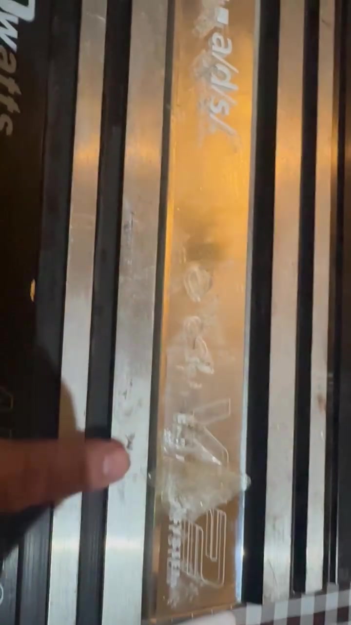 السعر 100 الف ‭***********‬
