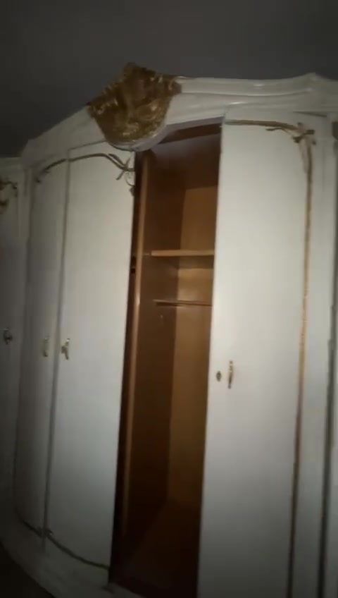 غرفة نوم شبابية نفر ونص زان دمياطي مصري
سعرها 650 بيها مجال 
مكاني بغداد توصيل موجود
*********** واتساب

