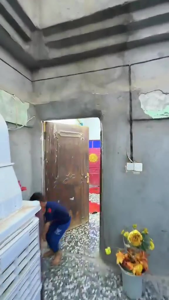 السلام عليكم بيت لبيع طابوا بداية شارع شمري لاستفسار ***********
