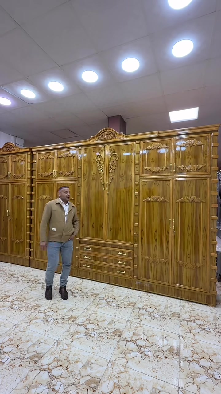 لايك بدون زحمه 

موديل مسرح السندانا 

تابع الشرح للأخير وراح تعرف تفاصيل الغرفه عن باقي البيجات 
جاهز للحجز 

كل الغرفه الخارج خمسه ملم صاج طبيعي 

والداخل اربعه ملم صاج طبيعي 

من ظمن الدرجه الاولى 

#السعر #مليونين  و 200

من إنتاج شركة الرسل للاثاث العراقي 

وجه الكنتور صاج طبيعي ٥ ملم 

داخل الكنتور صاج اربعه ملم 

النقوش تكون خشب زان 

الدنك خشب جاوي 10 سم 

ارظية الكنتور بلوك بورد (18)ملم صاج 

الظهر جرجوبه شد براغي  

ارتفاع الكنتور مترين و 65

طول الكنتور 3امتار و 50

عرض الزاويه 125

عرض الكنتور معه زاوية الملابس اربعه امتار و 75

تتكون من 10قطع
كنتور 

زاوية ملابس 
ميز مرايه 
ميز بلازمه 

جربايه مسرح راس العالي 

راس ناصي 

تخت بلوك بورد 
ست ارجل مقمشه 

شازلون خزان 
طابوريه 

شركة الرسل للاثاث العراقي 

 العنوان محافظة واسط قظاء العزيزيه الشارع العام قرب محطة الدرزي 

اتصلو أو مراسلة واتساب 

للحجز ارسل اسمك والعنوان كامل ورقم موبايل 📲 

***********
***********
