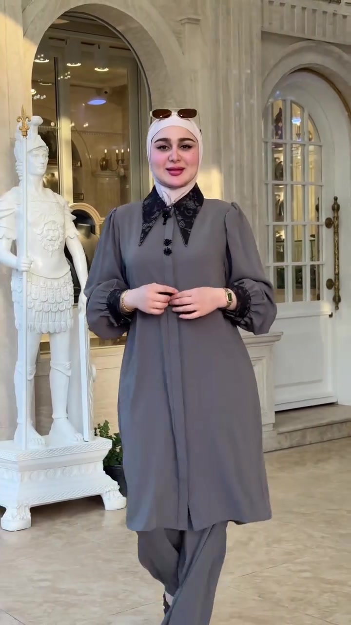 طقم كامل 😍تحفه فنيه 👌
قماش برلنتا يعني شي فاخر من الأخر 😂
طول القميص 110 
طول الكيلوت 110
44-46-48-50-52 
موجود توصيل جميع المحافظات 🚛
حله / شارع الجمعية- مول خاتون
