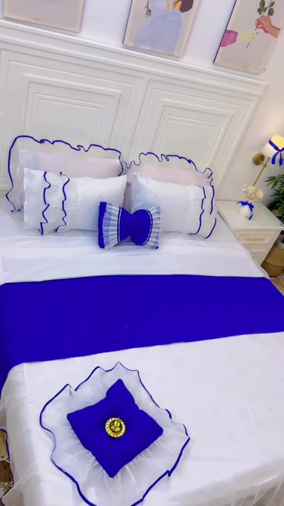 ✨ لمسة جمال لغرفتج لمسات روز 🌸 نوفر لكم أجمل المفروشات بأجود أنواع الأقمشة وأفضل الأسعار. خدمة توصيل متوفرة إلى جميع المحافظات. ✨🛍️ : #fyp #yourusernam #viral #blowthisup #xyzbca. 
