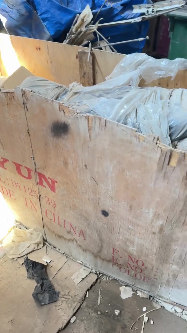متوفر دايون عضم موديل ١٧ و١٨  جديد زيرو مرقم موبيل *********** السعر ٢٧٠٠
