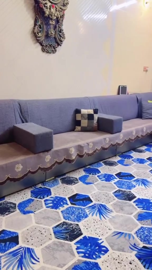تخم للبيع نضيف ونفس اللفيديو بلضبط تسكام سويتا ب بمليونين للبيع ب 900وبي مجال  للتواصل ع رقم ***********
